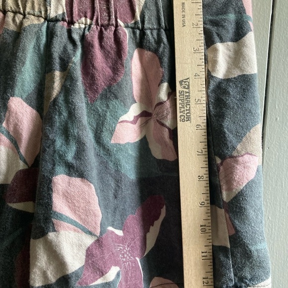 Averie Athena Floral Print Crop Top and Shorts Small - Picture 5 of 9